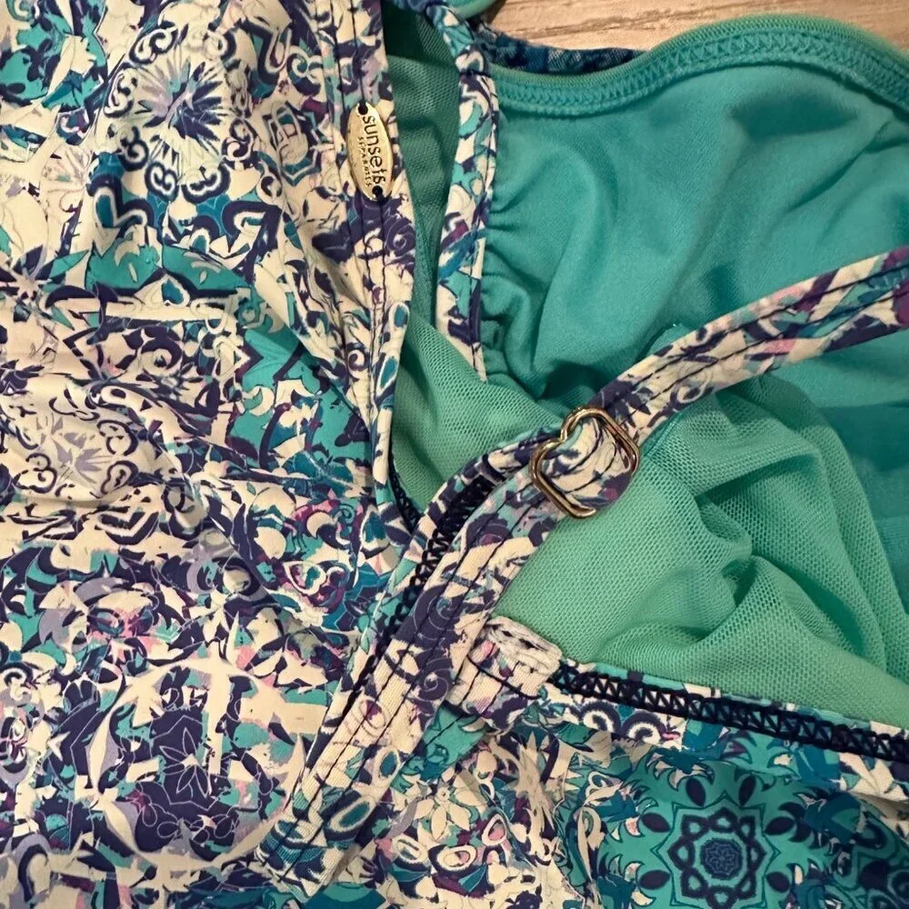 SUNSETS WOMENS BLUE TANKINI BATHING SUIT TOP 38D